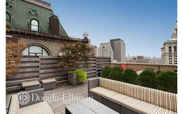 Rented by Douglas Elliman | media 10