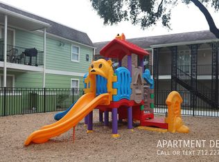 8 Goodson Dr #2002, Houston, TX 77060