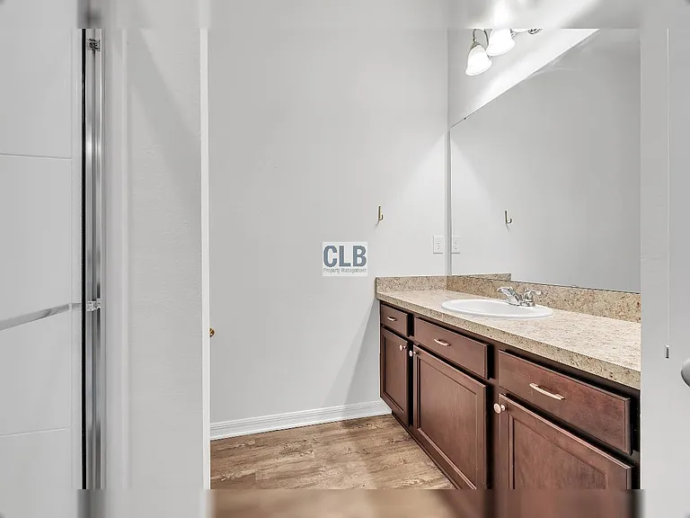 3012 Neverland Dr — Photo 7