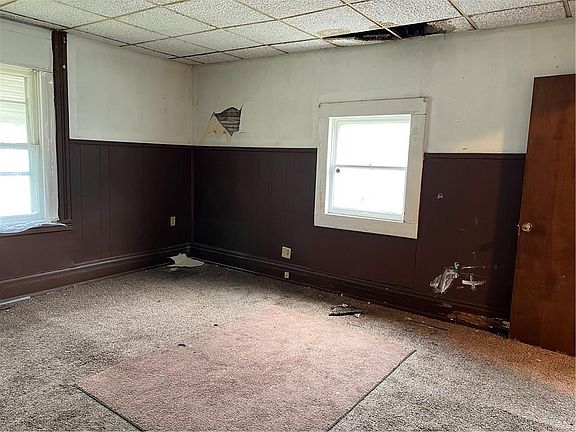 5th image of 2003 Holman St