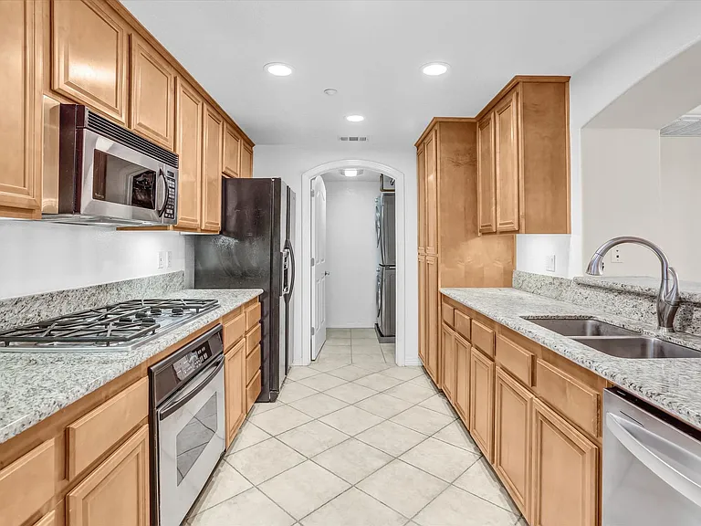 301 W G St #316 — Photo 8