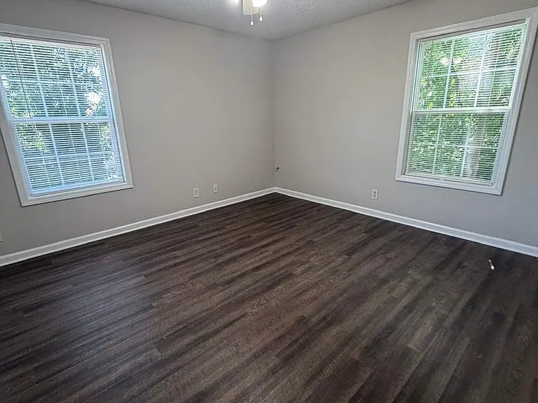 164 Lexington Drive — Photo 8