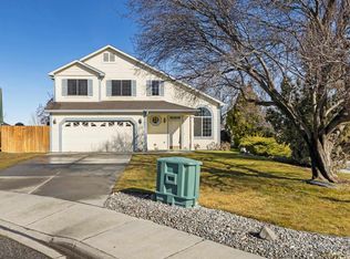 8612 W Klamath Ave, Kennewick, WA 99336