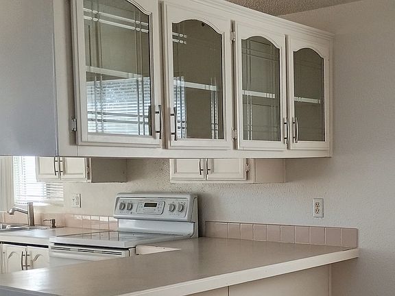 3rd image of 2437 Roberts Rd