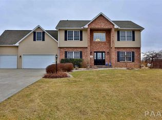 435 Macey Lake Rd, Metamora, IL 61548