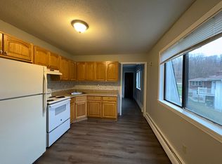 27 Judith Ln APT 8, Waterbury, CT 06704