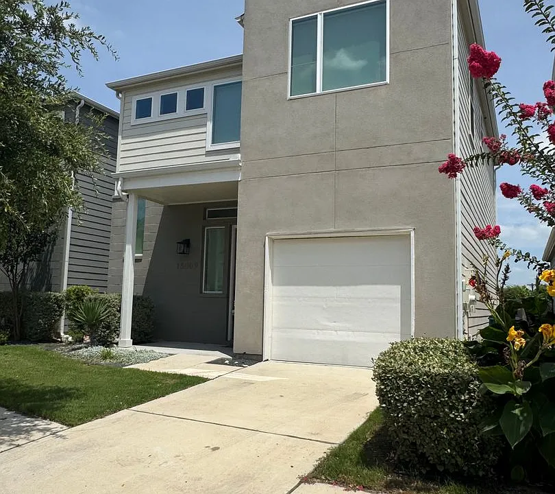 15009 Casbah Dr