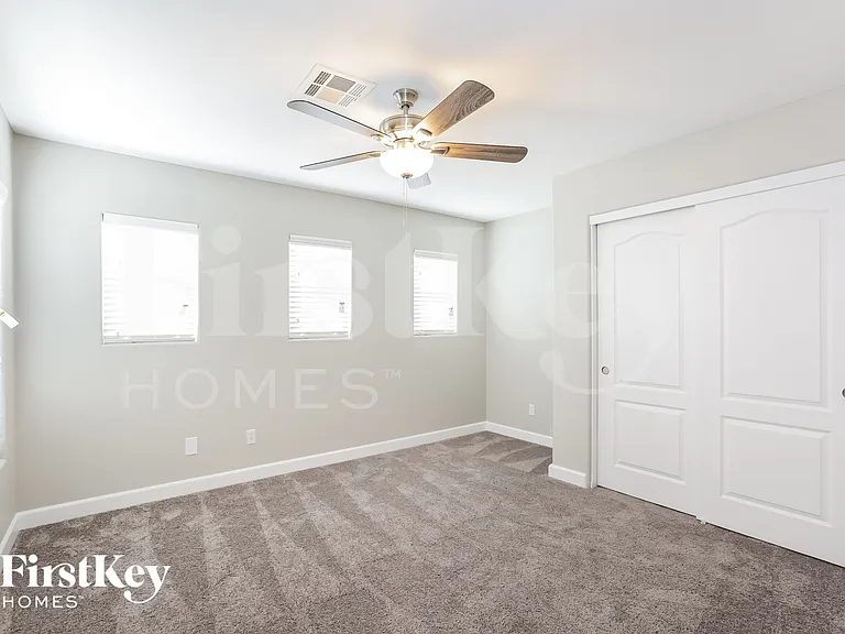 8794 Timberleaf Ct — Photo 10