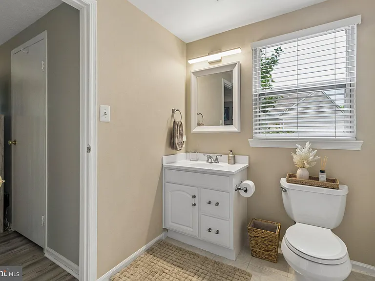 3933 Greencastle Rd #307 — Photo 14