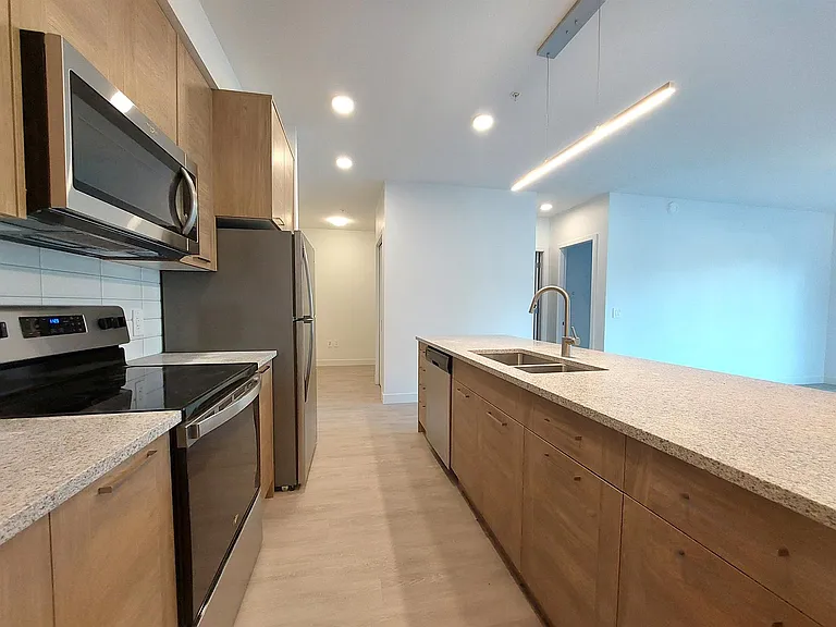 494 Goldstream Ave — Photo 30