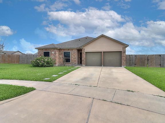 2nd image of 3422 Travis Ct