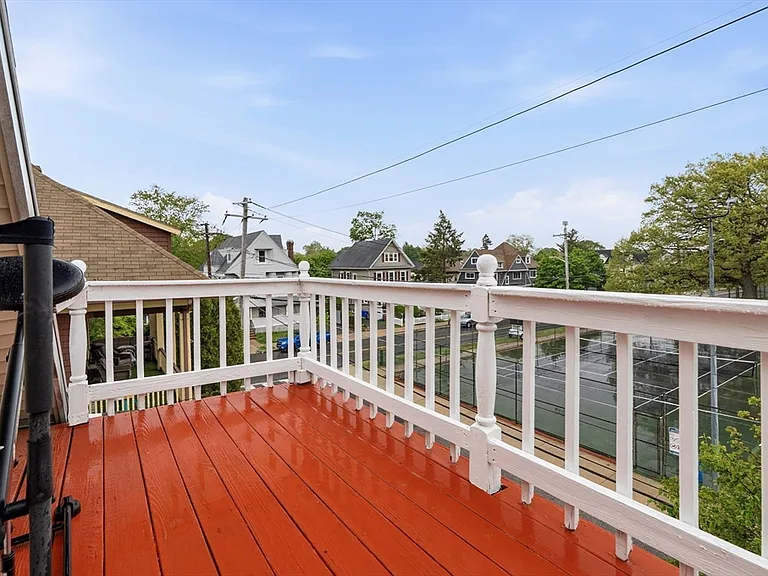 7 Pine St #2 — Photo 27