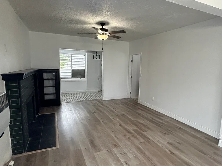 Livingroom/Dining room