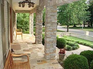 3rd image of 536 Lakeshore Dr
