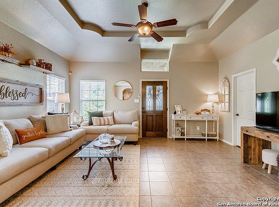 5th image of 8110 Grissom Cir
