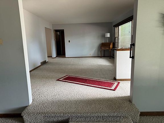 3rd image of 2210 W 14th St