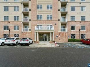 1101 Windsor Park Ct, Englewood, NJ