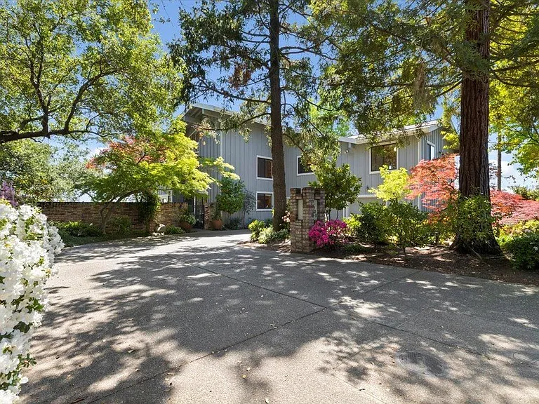 3920 Ridge St — Photo 45