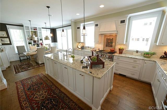 2nd image of 1424 Montcroft Way