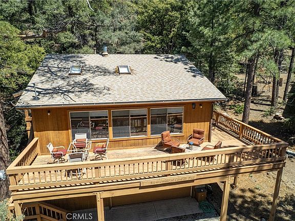 3rd image of 1528 Bernina Dr