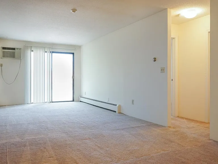 199 Aiken Ave — Photo 20