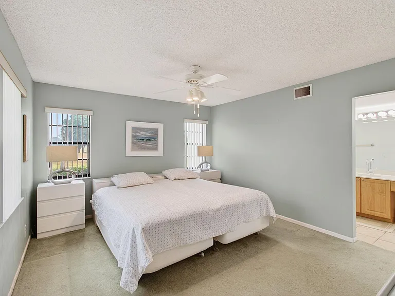 5851 Parkwalk Dr — Photo 43