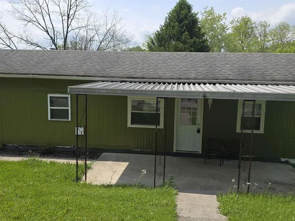 43 Agronomy Farm Rd, Morgantown, WV 26508