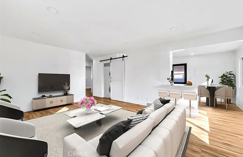2 bed, 1000 sqft, $3,800 — Photo 3