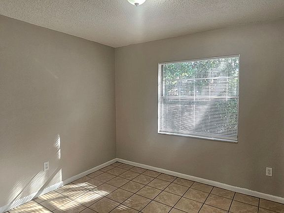 3rd image of 337 Osceola St