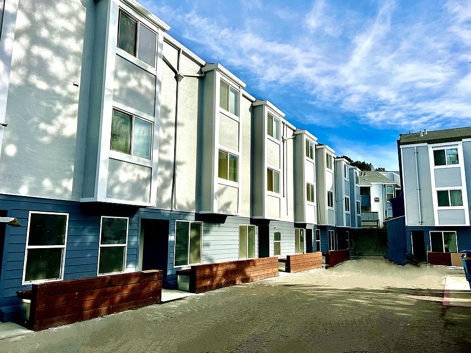 Building Photo 5