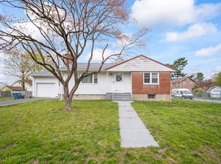35 Jane St, Randolph, MA 02368