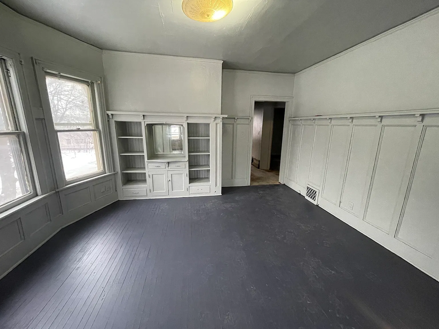 2 bed, 1100 sqft, $750 — Photo 2