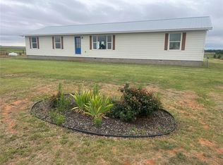 23759 E County Rd #1290, Mountain View, OK 73062