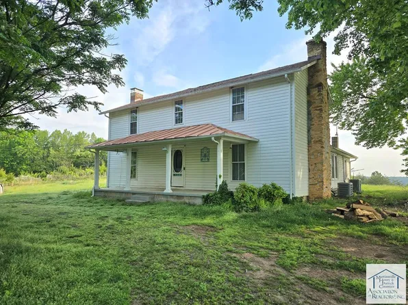 246 Conner Dr, Stuart, VA 24171