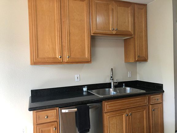 5th image of 4386 Idaho St Unit 5