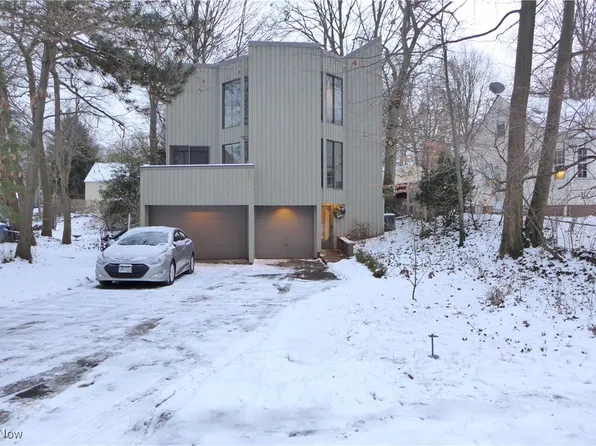 28007 Sites Rd, Bay Village, OH 44140