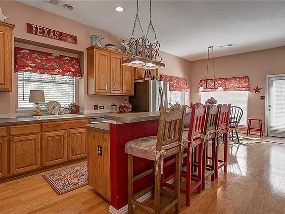5th image of 6806 Running Deer Ct