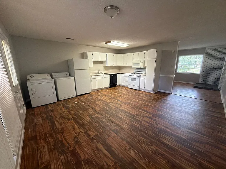 3781 Barron Ave — Photo 6