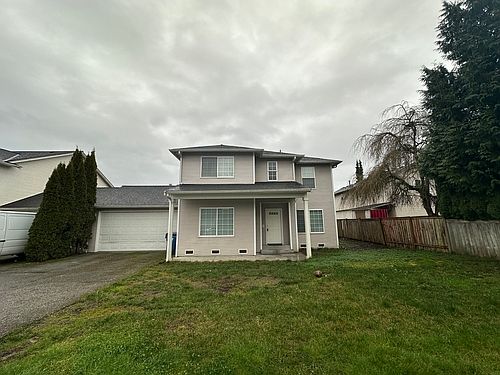 1st image of 18244 Blueberry Ln SE