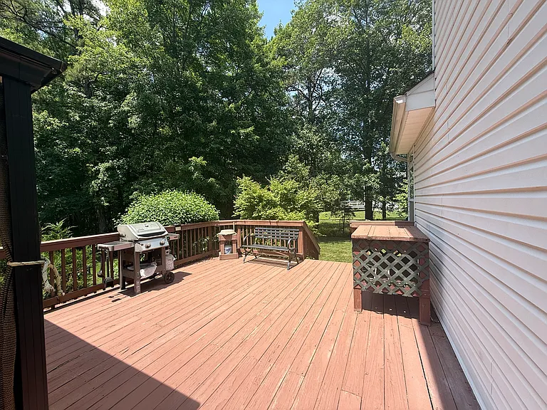 16 Goldfinch Rd — Photo 17