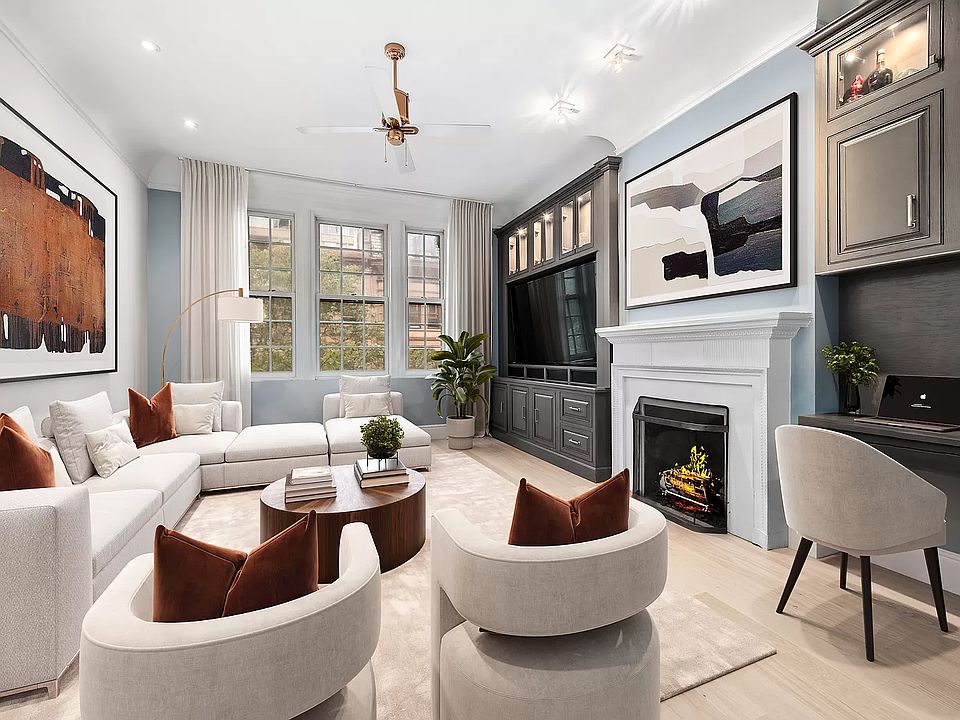 1st image of 329 W 71st St APT 4
