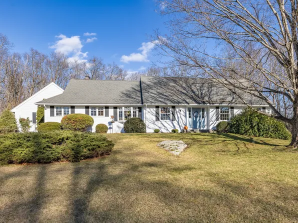 27 Charles Lane, Mansfield, CT 06268