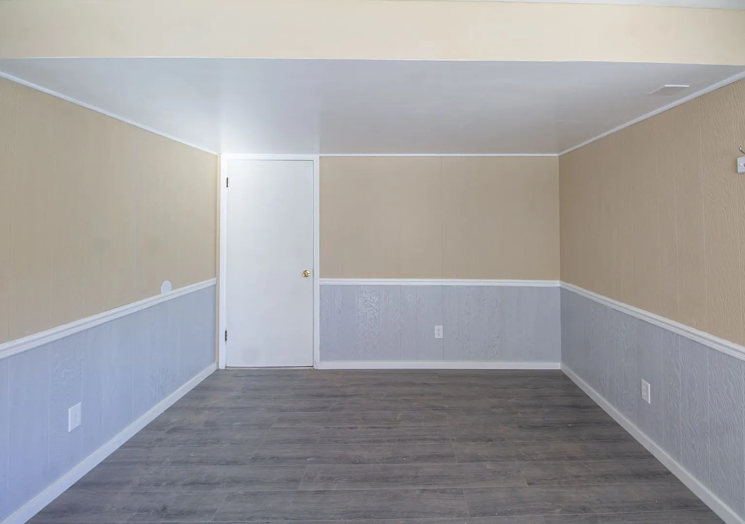 2-4 Fyfer Pl — Photo 4