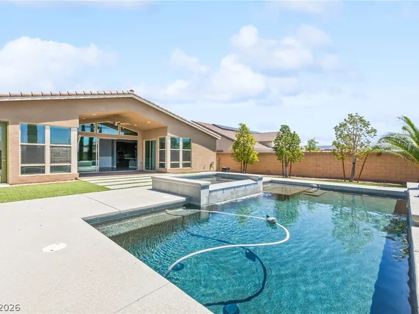 9675 Skye Cliff Ave, Las Vegas, NV 89166