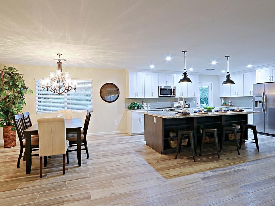 Dining and Kitchen 1