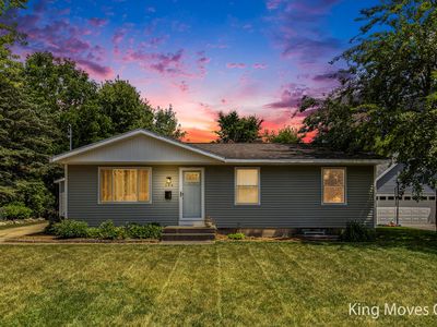 156 Gaylord Dr, Rockford, MI, 49341