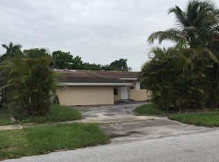6490 Harding St, Hollywood, FL 33024