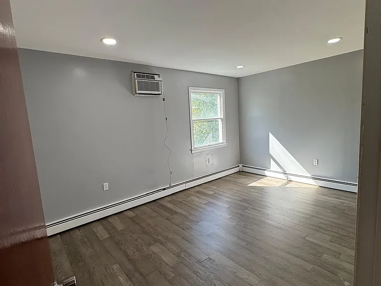 71 Spring St — Photo 26