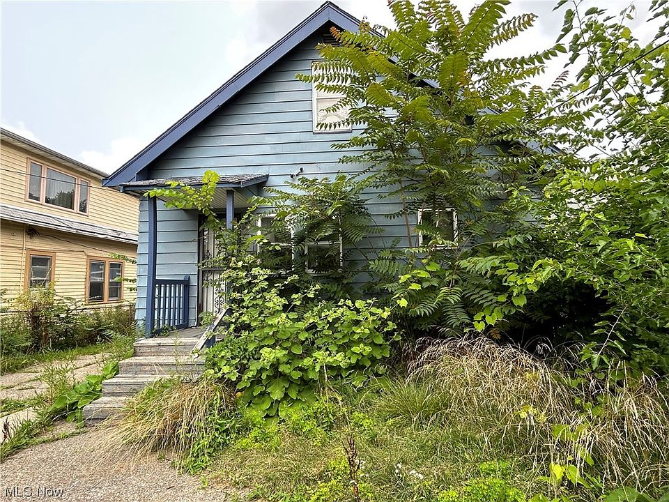 2nd image of 13810 Chapelside Ave
