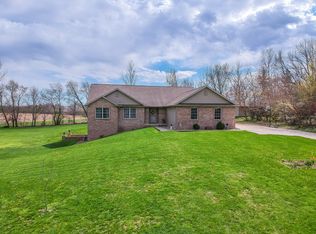 509 E Vine St, Le Roy, IL